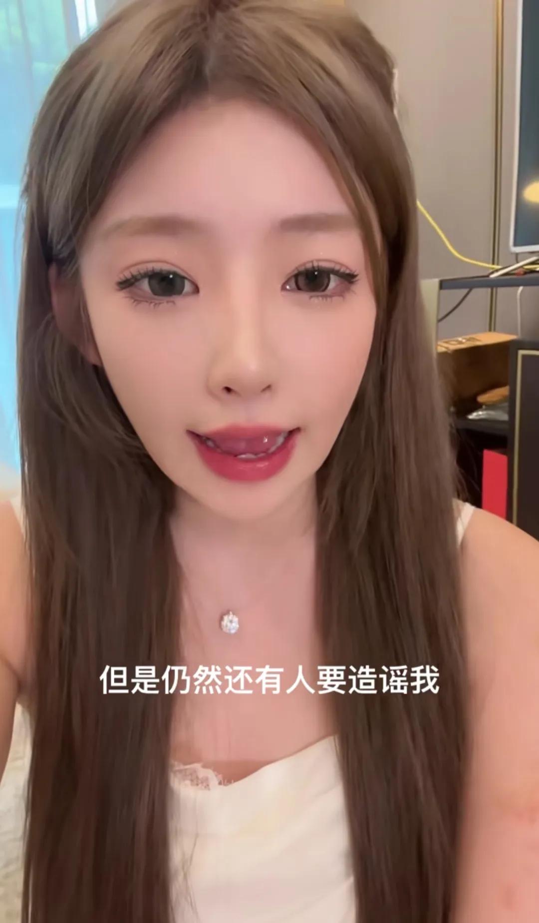 黄一鸣回应蹭王思聪：“我蹭我孩子父亲的流量，我赚点钱咋了？我蹭点他流量挣钱养我俩