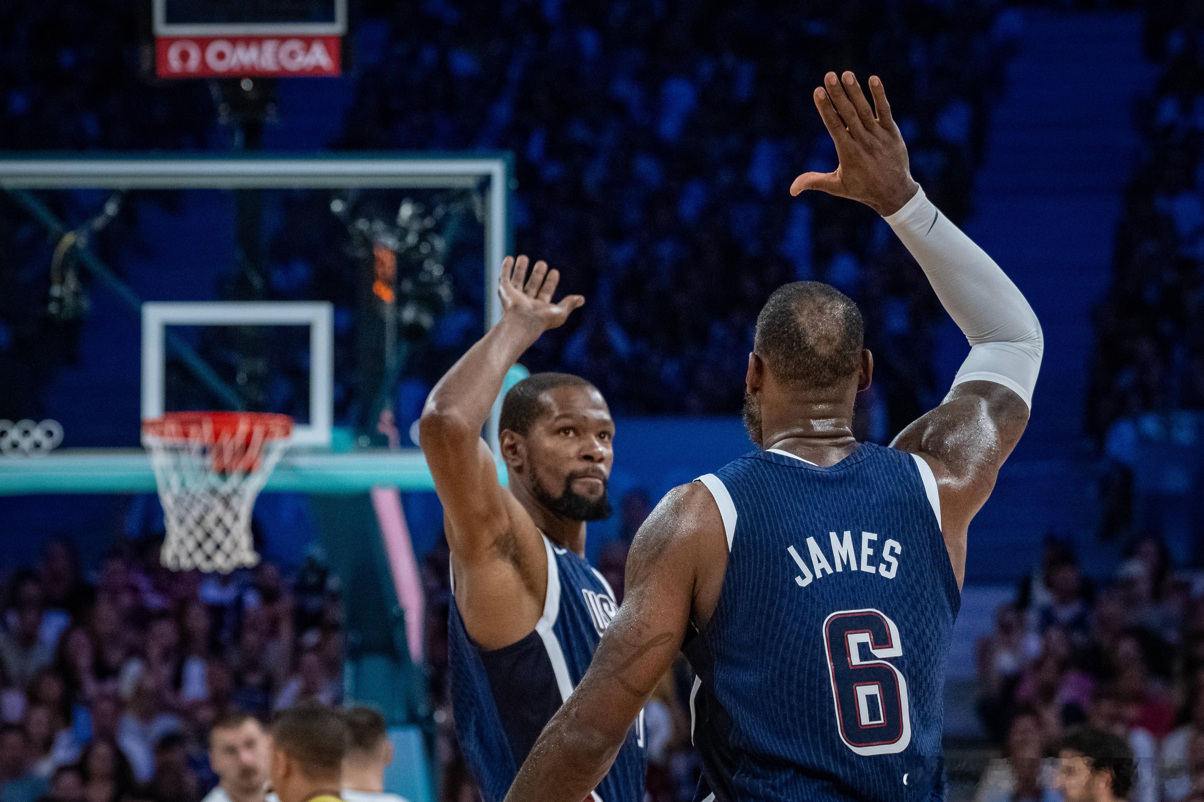 NBA 历史得分最高的对决🙉 湖人VS火箭，本赛季詹姆斯和杜兰特首次对决！🎄