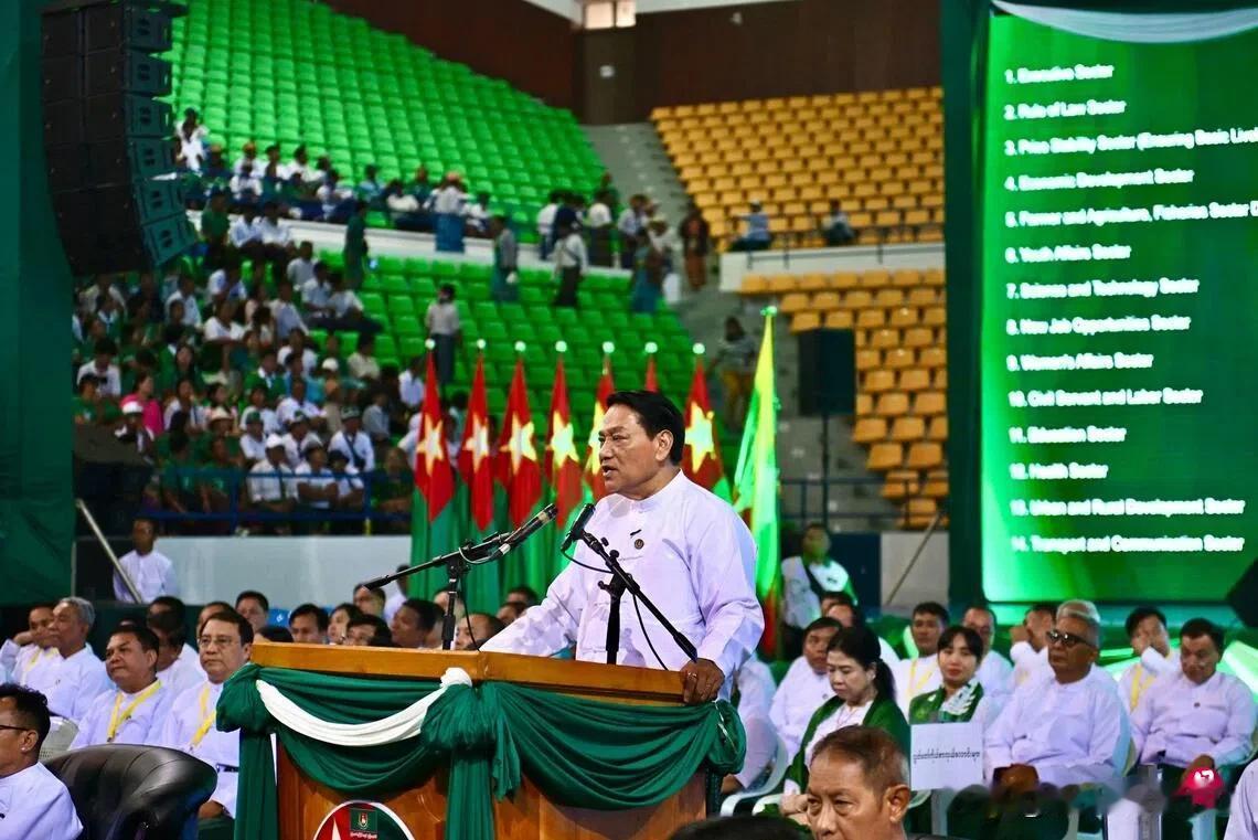 南边的人 军政府欢迎美国暂停缅甸公民的临时保护身份
11月19日，缅甸军方支持的