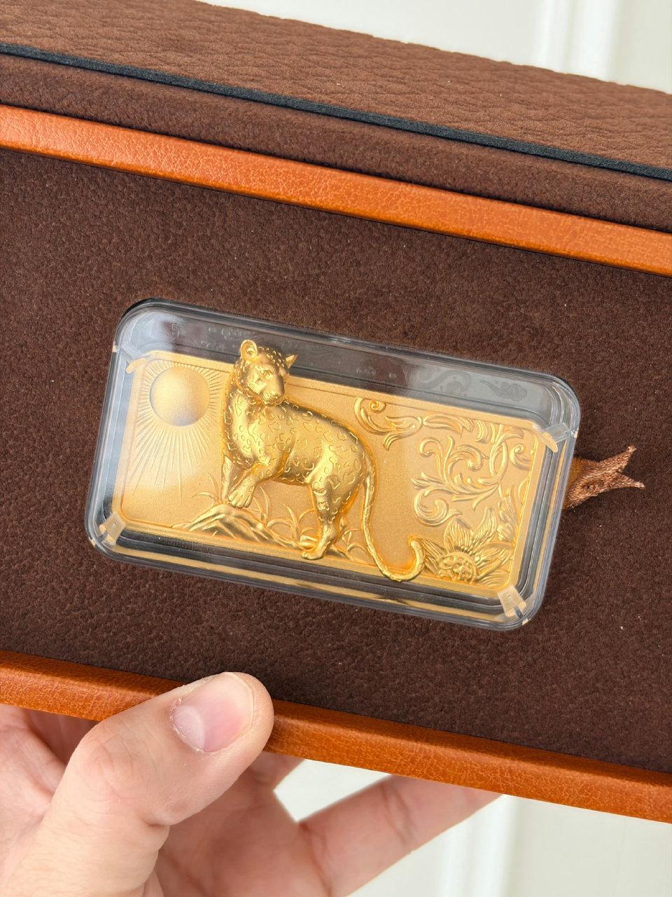 金价暴跌创1983年以来最大单周跌幅，黄金避险神话为何失灵？
 
国际金价近期遭