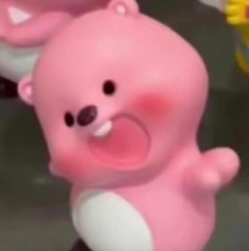 今天骑车子过马路遇到一个非常戾气重，素质极差的一个南京南湖的一个老头。
我骑车子