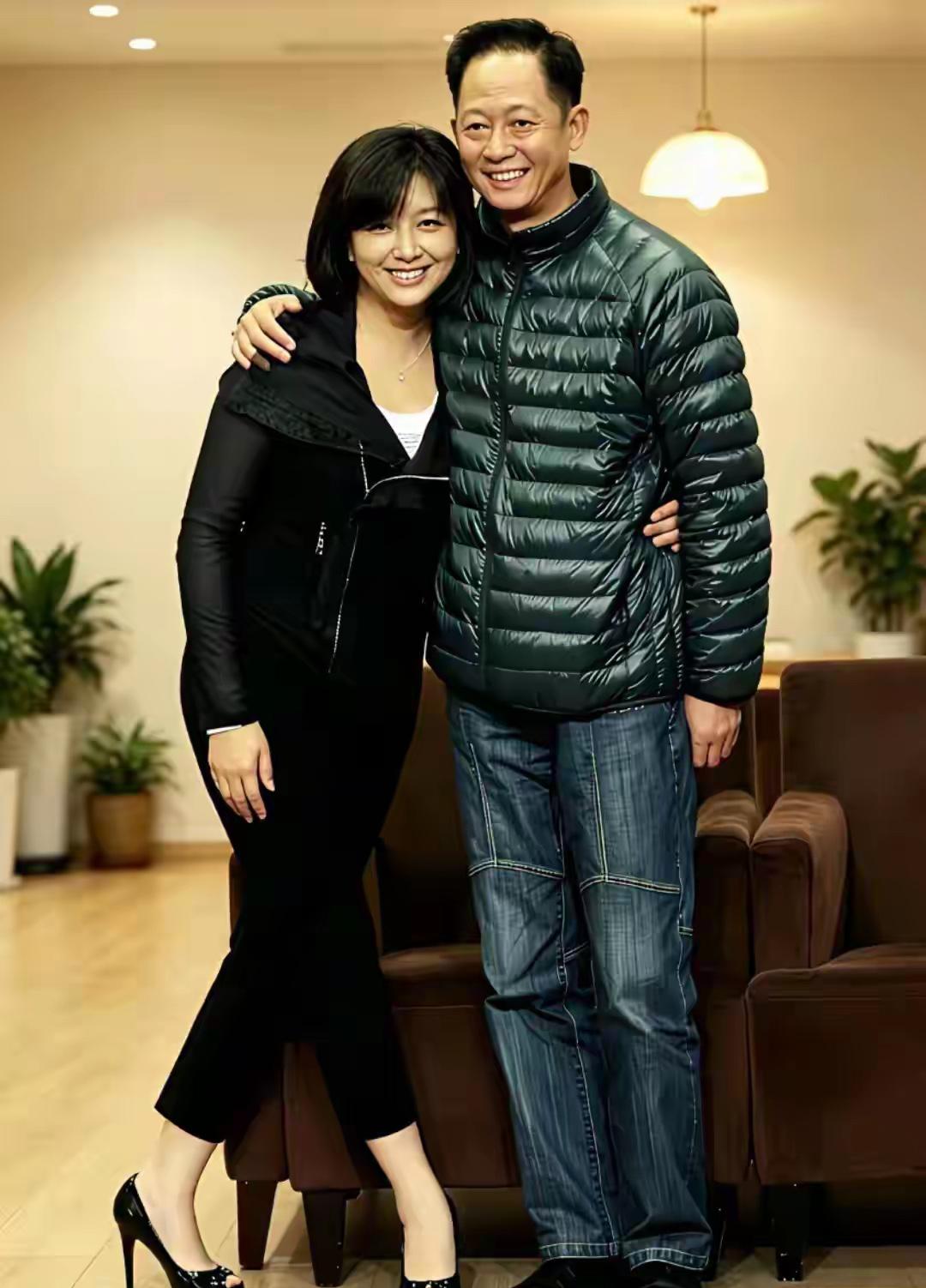 如果当年他们两个在一起的话，现在也天长地久了吧！