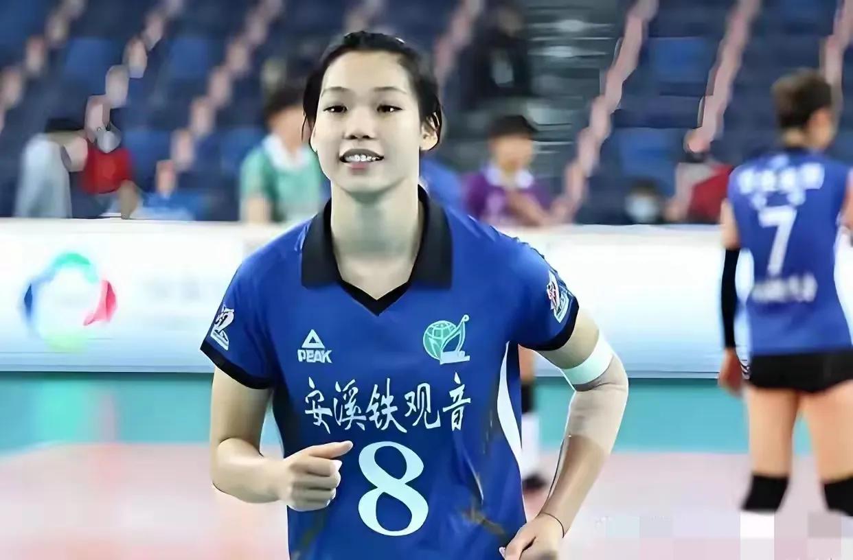 中国女排世联赛总决赛第一场，对阵日本首发阵容预测：王云蕗真的不能用了。

主攻：