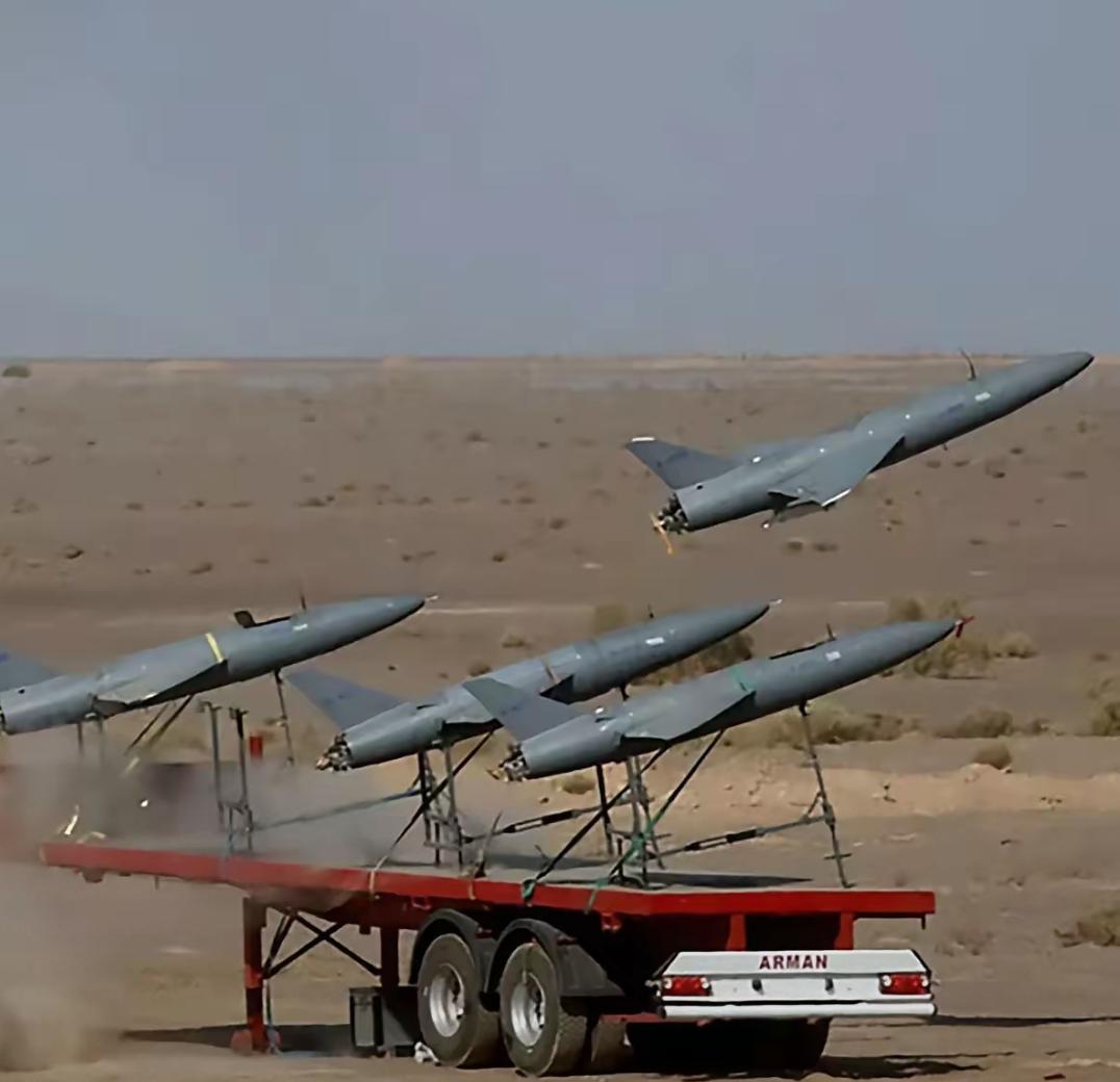 伊朗这波操作属实把以色列整不会了！  
●新款“阿拉什-2”无人机直奔本-古里安