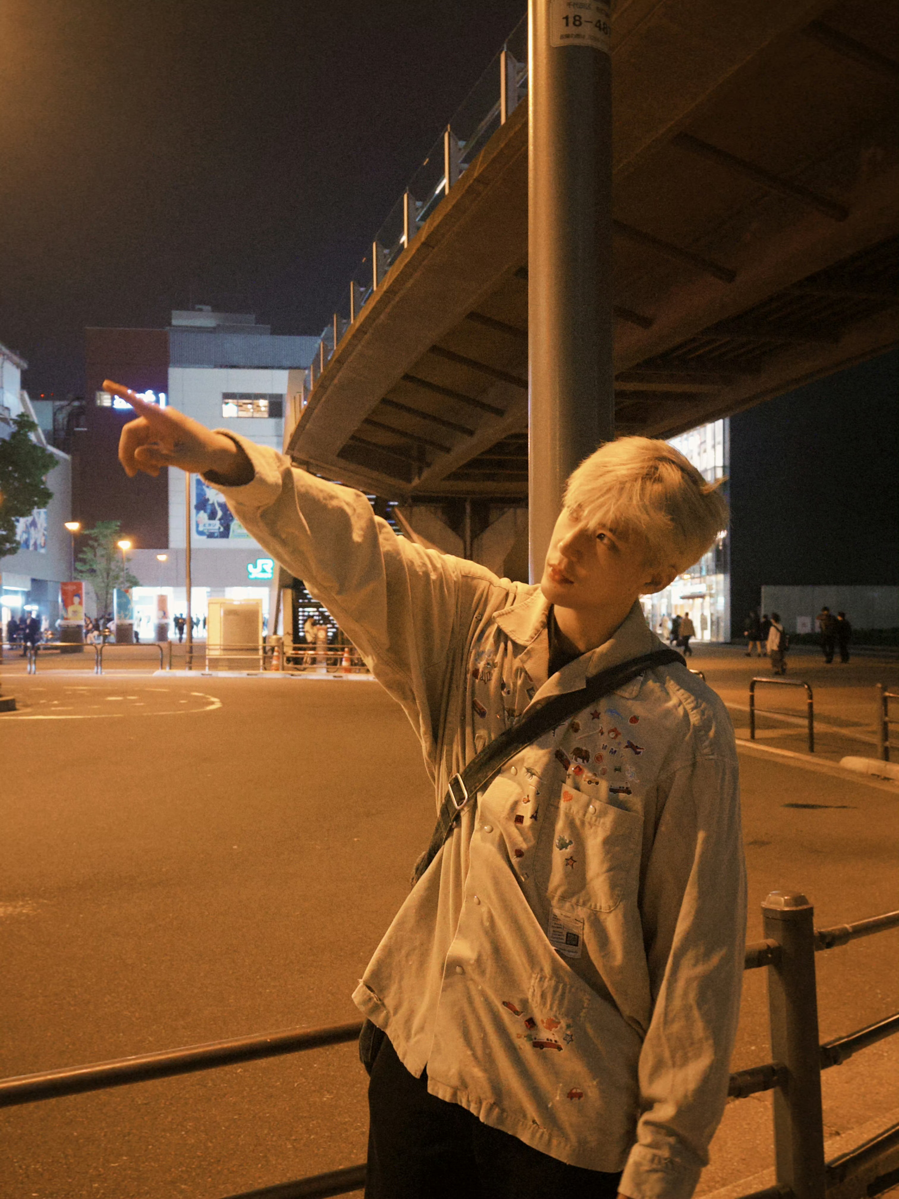 王安宇  王安宇季清和 你的美貌在我心里收藏。比今天的你更好看的只有明天的你！