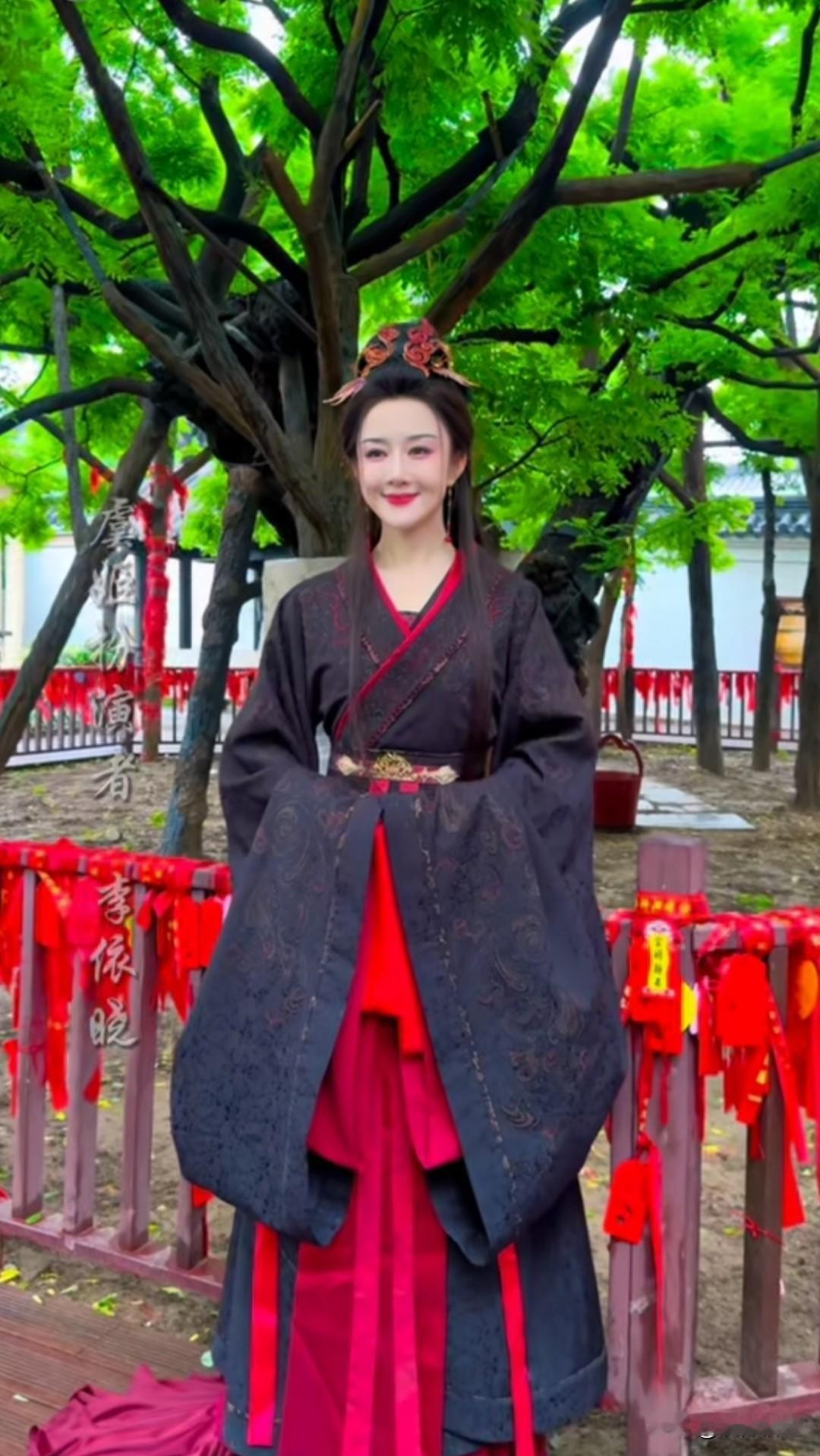 虞姬归故里，下相雨纷纷
千年楚韵萦故城，虞姬归来践旧约。当细雨再度飘洒于宿迁项王