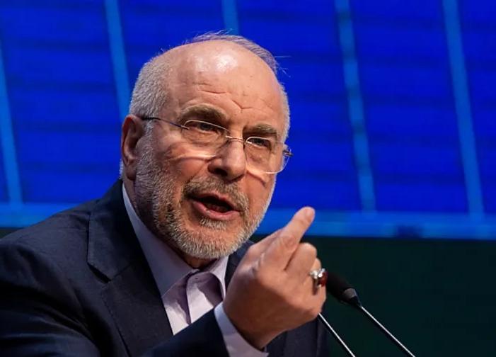 伊朗内部分歧？议长斥责“绝不和美国妥协”的强硬派

2026年4月21日，伊朗政