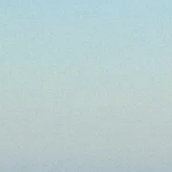 在许多的犹豫中，你做对了一件事情，那就是勇敢地上路，不要徘徊在许多假设性的框框里