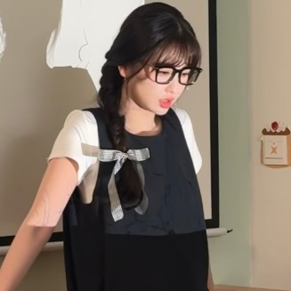 小猫^›⩊‹^ ੭ 