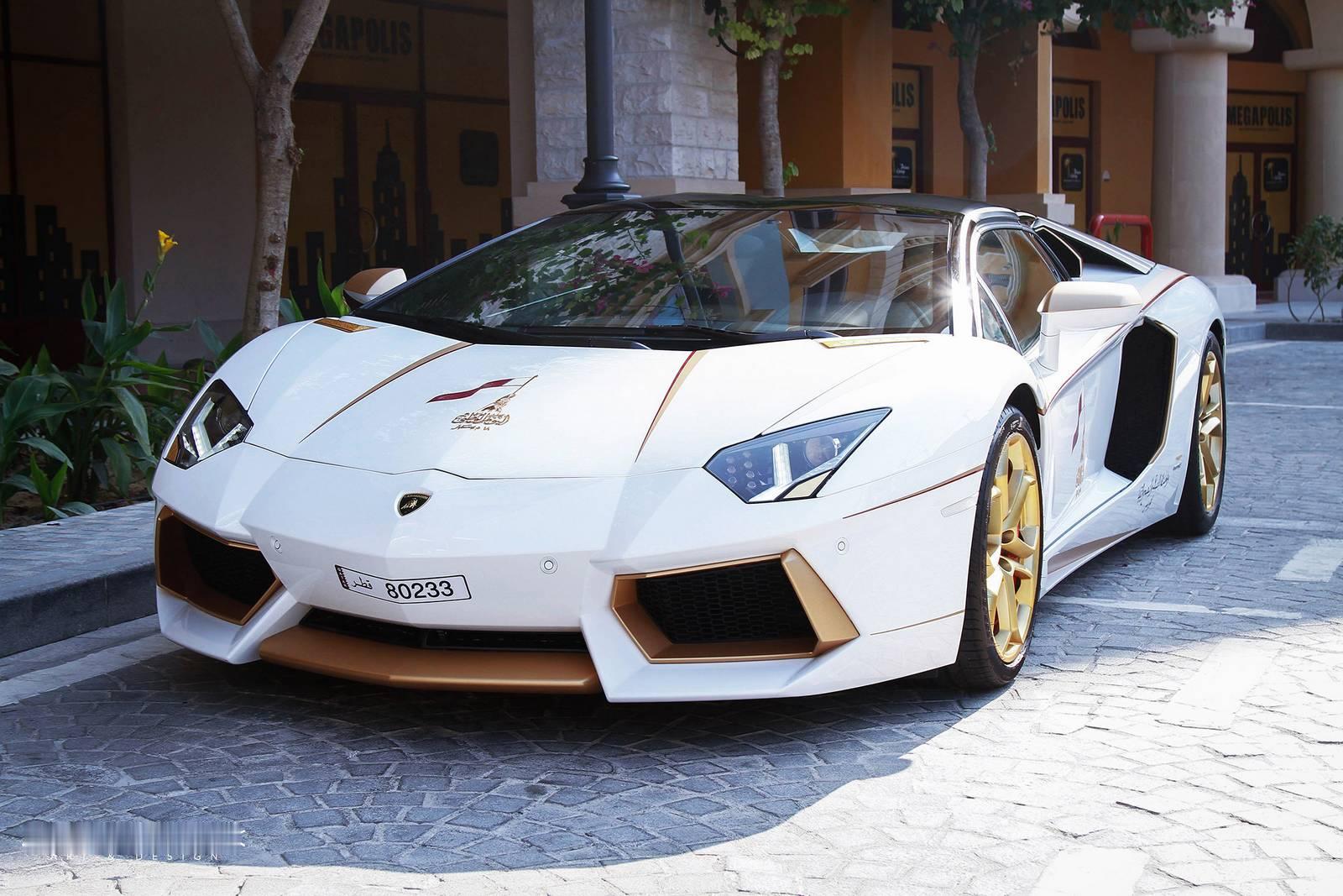 兰博基尼Aventador Golden Edition by Maatouk 