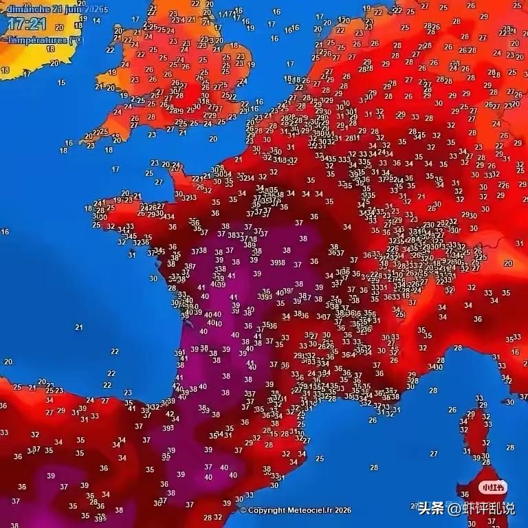欧洲人感慨：“太热啦，四十多度实在热得让人难以忍受。”
公知们宣称：“欧洲一年也