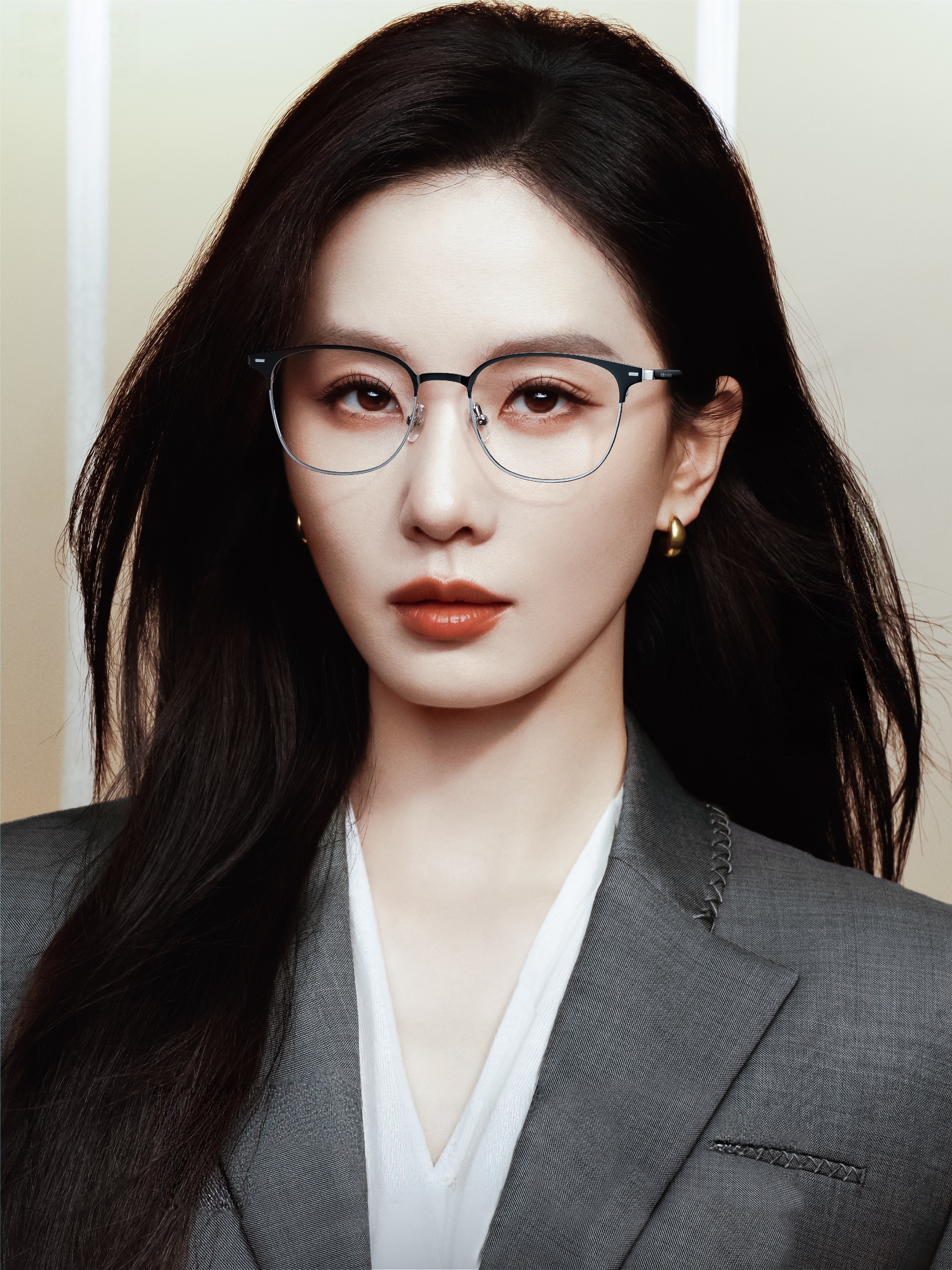 刘诗诗海伦凯勒全球代言人 自调色我想象中事业有成的职场女精英就是她这样的