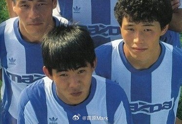 保子发表胜利讲话：“36年前，我曾到曼联接受训练，当时所有人都惊了，说日本人真的