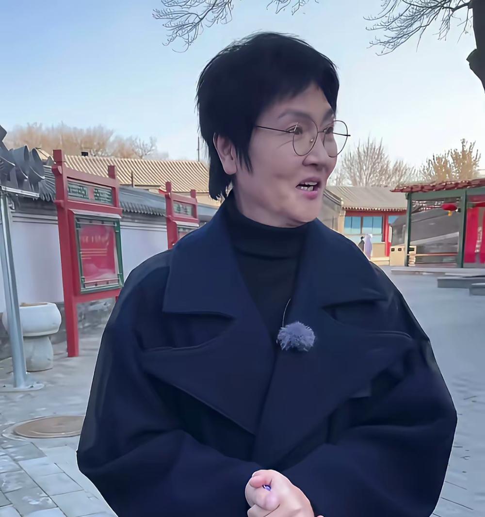 孙楠老大哥，
这没叫大家没意见吧。

孙楠这是又瘦出新高度了，
看来减肥太瘦，