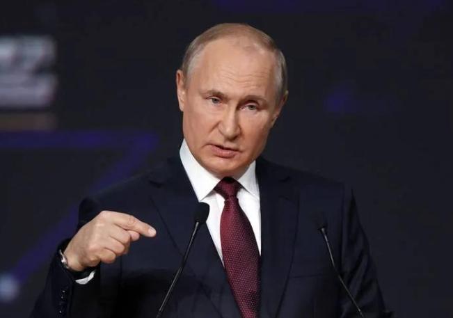 总有人问，俄罗斯会不会被耗死？跟你说句大实话，别说耗了，就算这个地球上最后只剩下