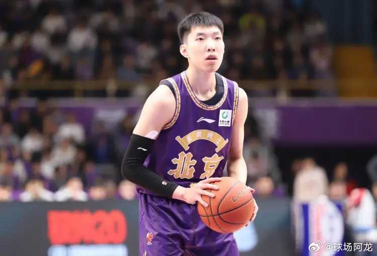 北京时间1月15日，2025-26赛季CBA常规赛北控主场对阵江苏，北控遭江苏压
