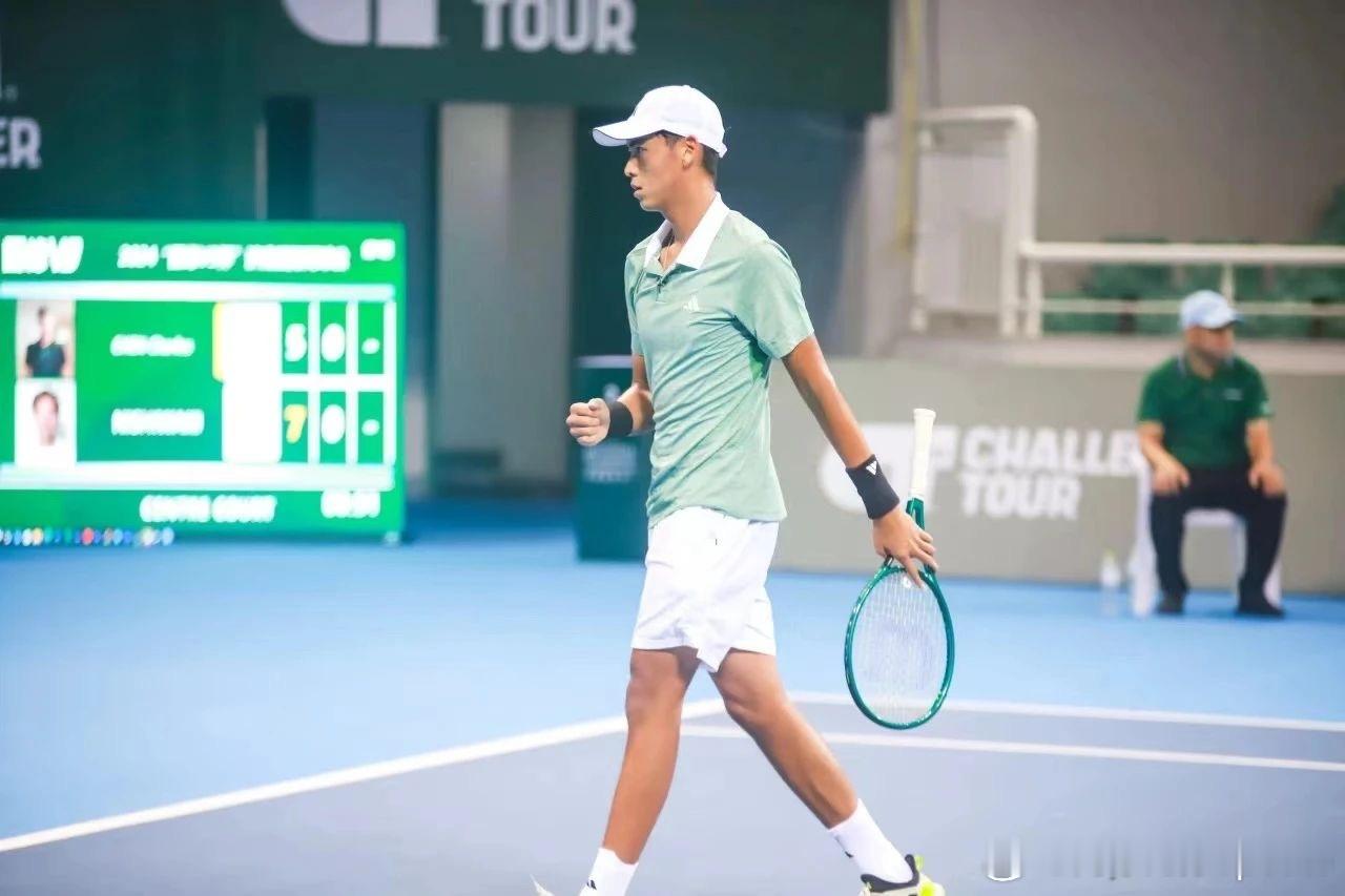 【ITF男子】🇬🇷M25资格赛第二轮🇨🇳陈裕仁4-6/3-6🇨🇿Ci