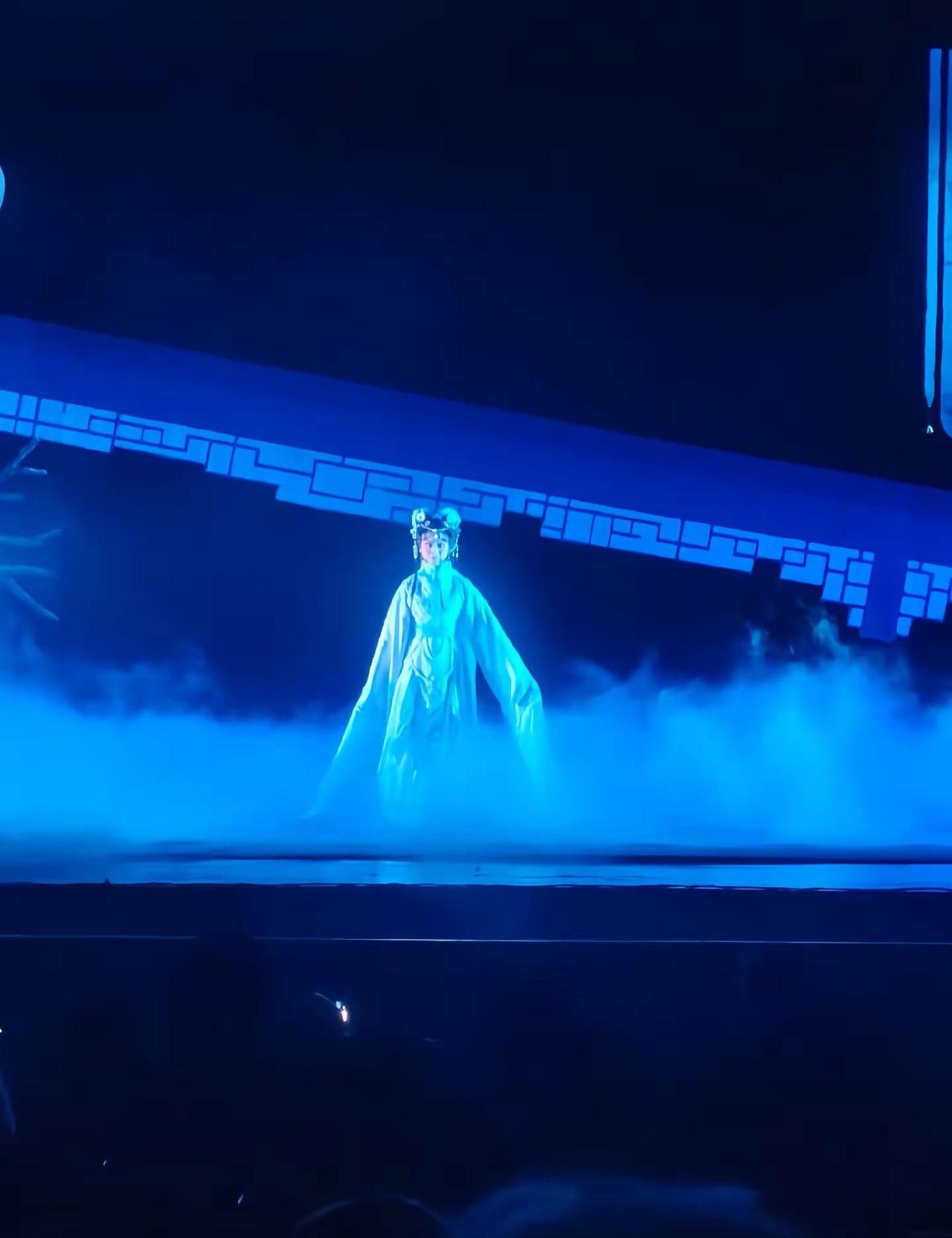 湖北文化和旅游厅地方戏展演安排:荆州花鼓戏《白狐》 演出时间：2026年8月21