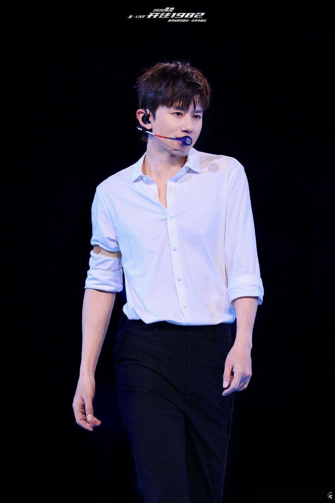 张杰一年开了28场鸟巢演唱会张杰一年在鸟巢开28场演唱会也太顶了吧！剩下4场必须