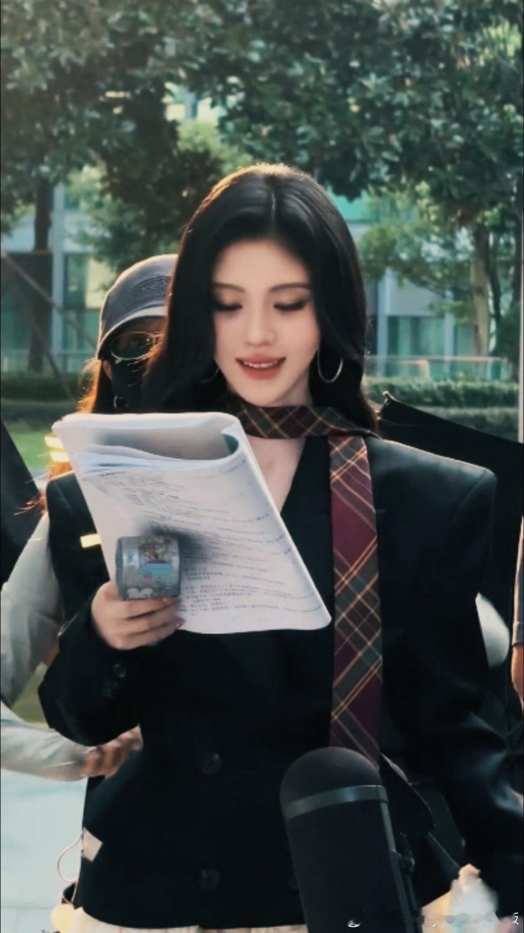 jjy鞠婧祎粉墨江湖 jjy鞠婧祎澹台台 “在彼此江南烟雨里种下玫瑰 在信仰与黎