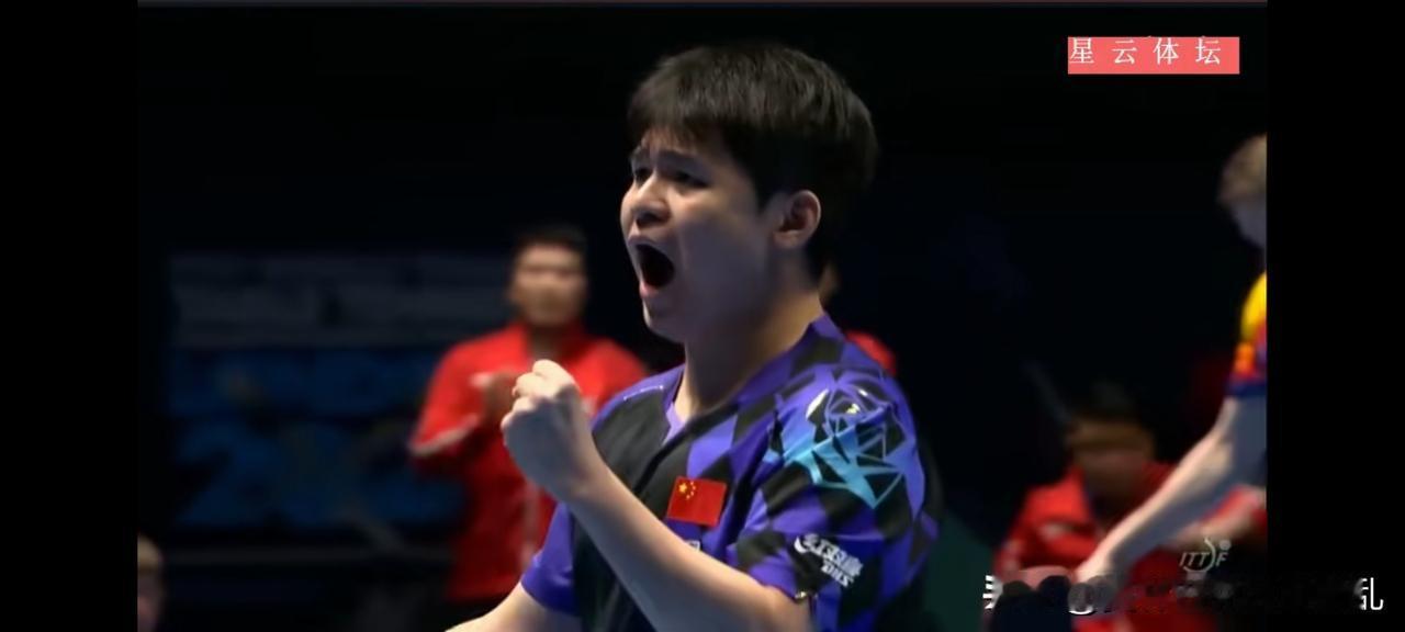 小石头上场吼一吼，韩国男乒都要抖三抖！


昨晚国乒男团和罗马尼亚男团上演一场力