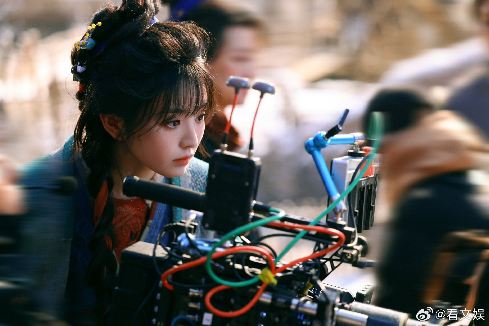 樊长玉于辗转中同长宁重逢樊长玉眉眼间的泪光是失而复得的幸福 樊长玉眉眼间的泪光是