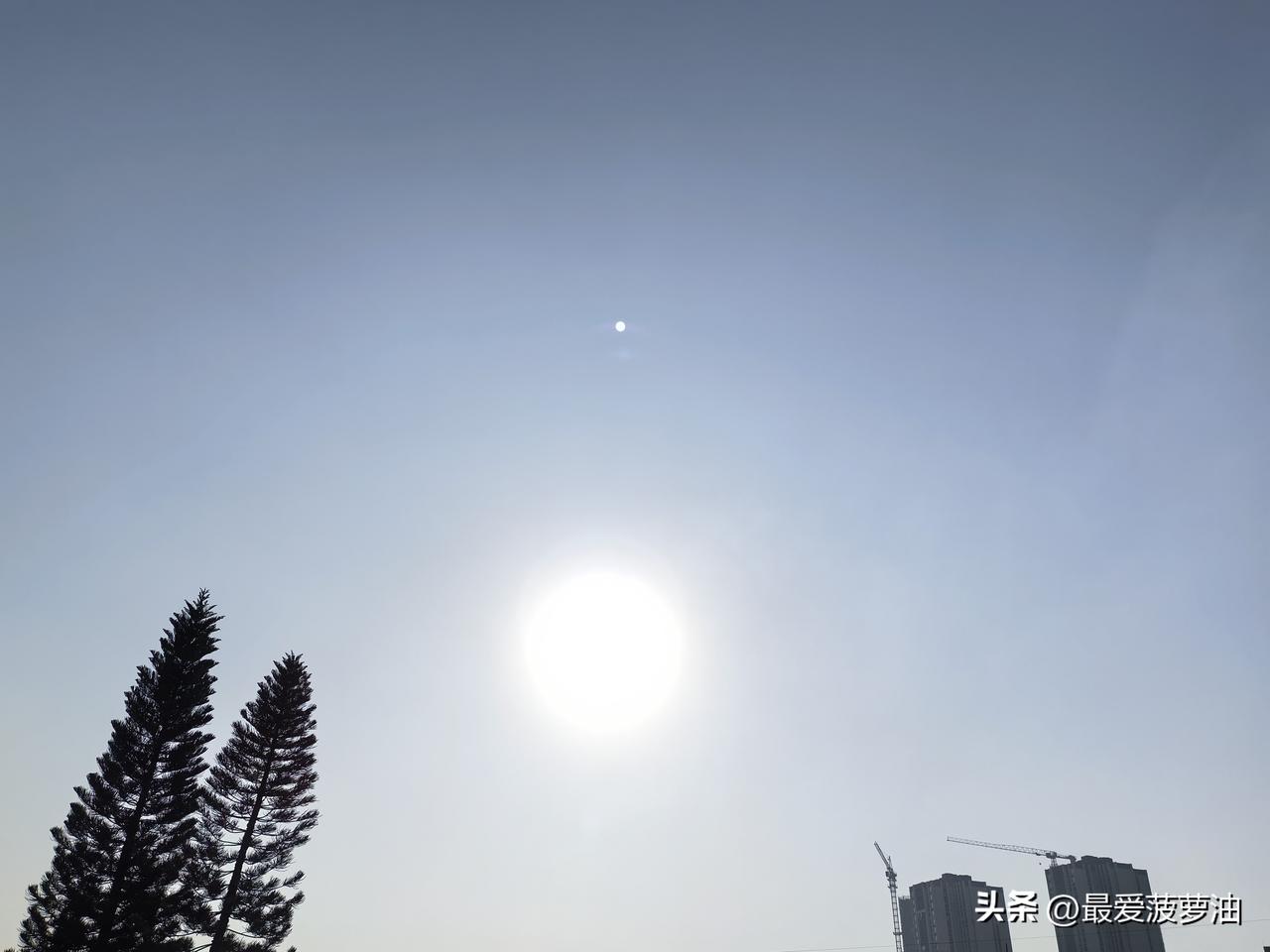 广东天气画风有变→多云间阴天+局部零星小雨！

今天（16日），控制华南的冷高压