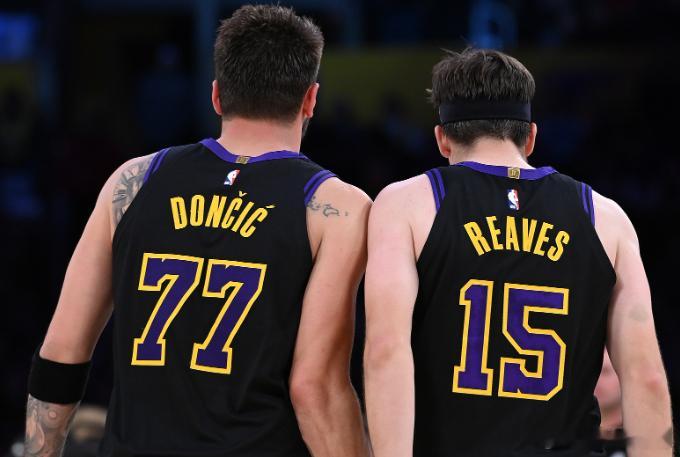 NBA季后赛首轮G2，湖人101-94击败火箭，大比分2-0领先！记者Mark 