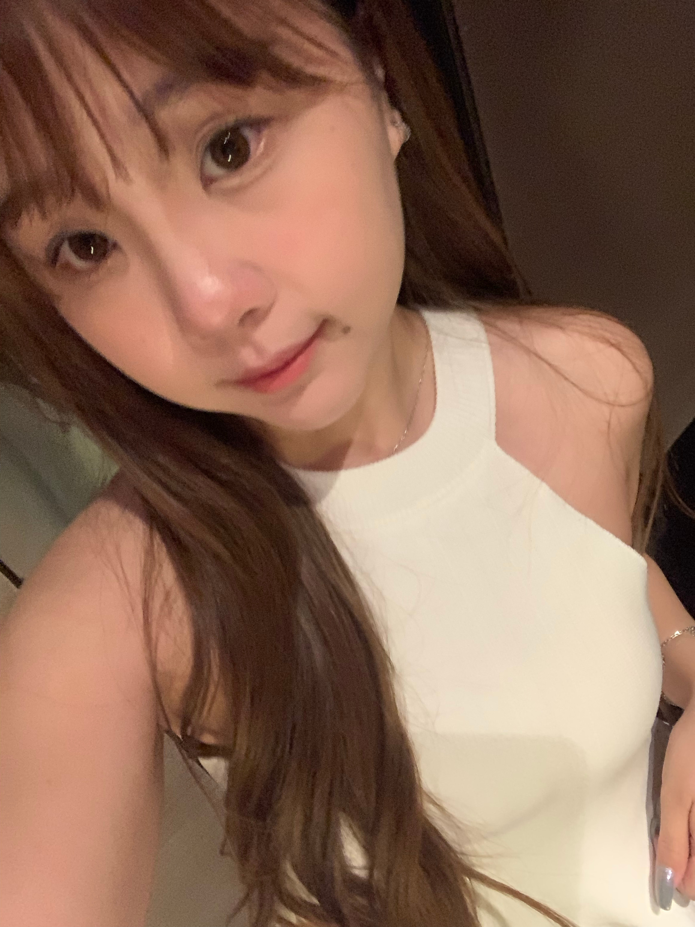 和哥哥的合照单独发[好運連連]旅游plog 下个月再见啦👋 ​​​
