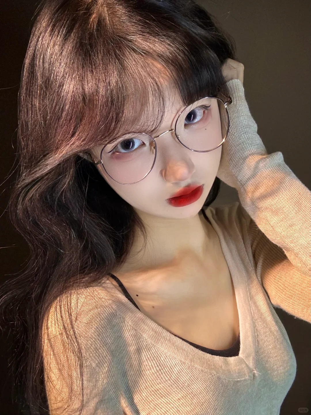 哈哈美女不好意思