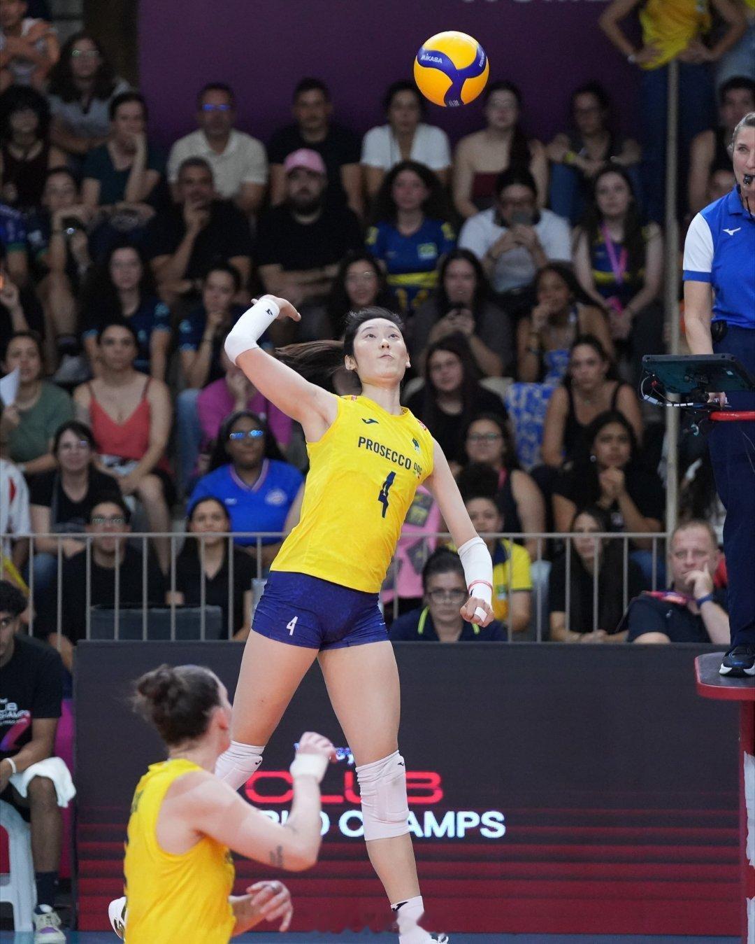 朱婷朱婷留洋第七季朱婷世俱杯14分 朱婷14扣2拦斩获14分，恭喜🎉🇮🇹科