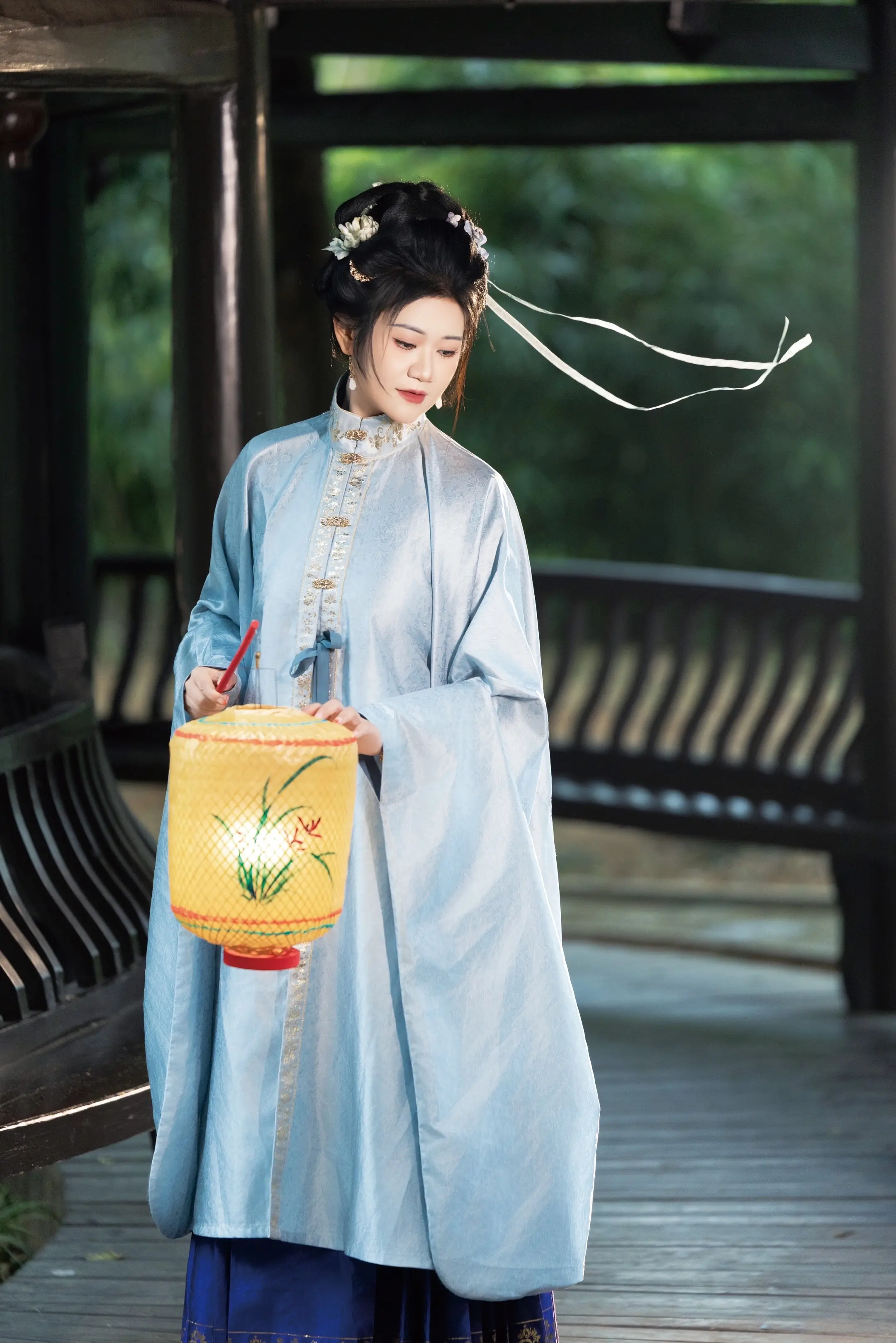 “所谓贵女，并非金银之贵”