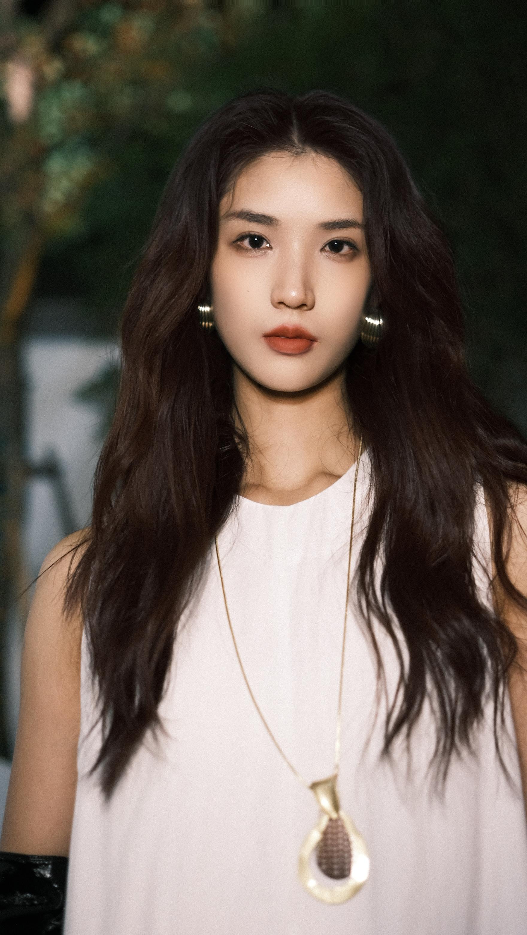 还好 当初选择的服表也是走下去了