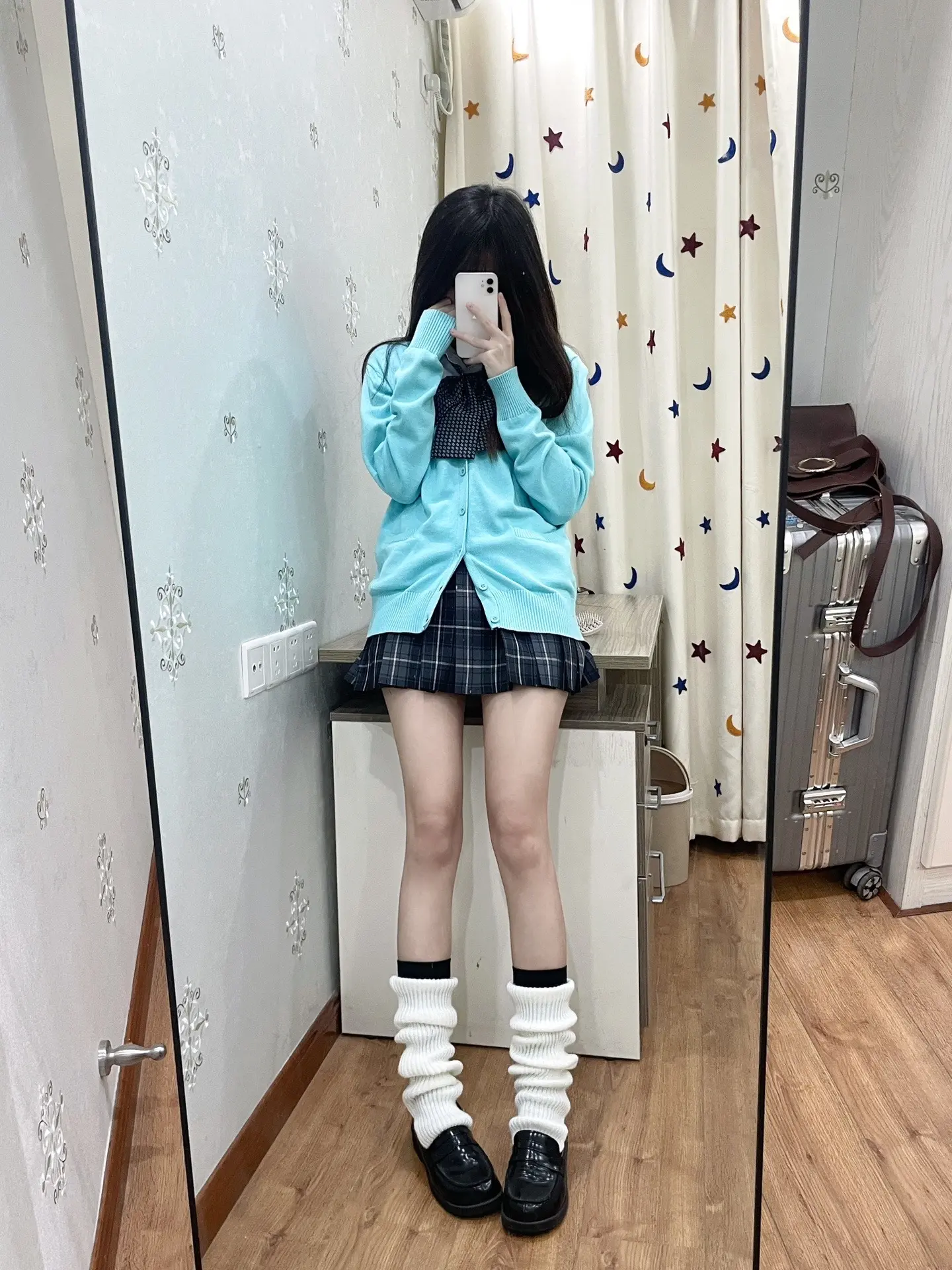 你以为你把我玩的团团转 有没有想过我是真的喜欢你＞_＜ 