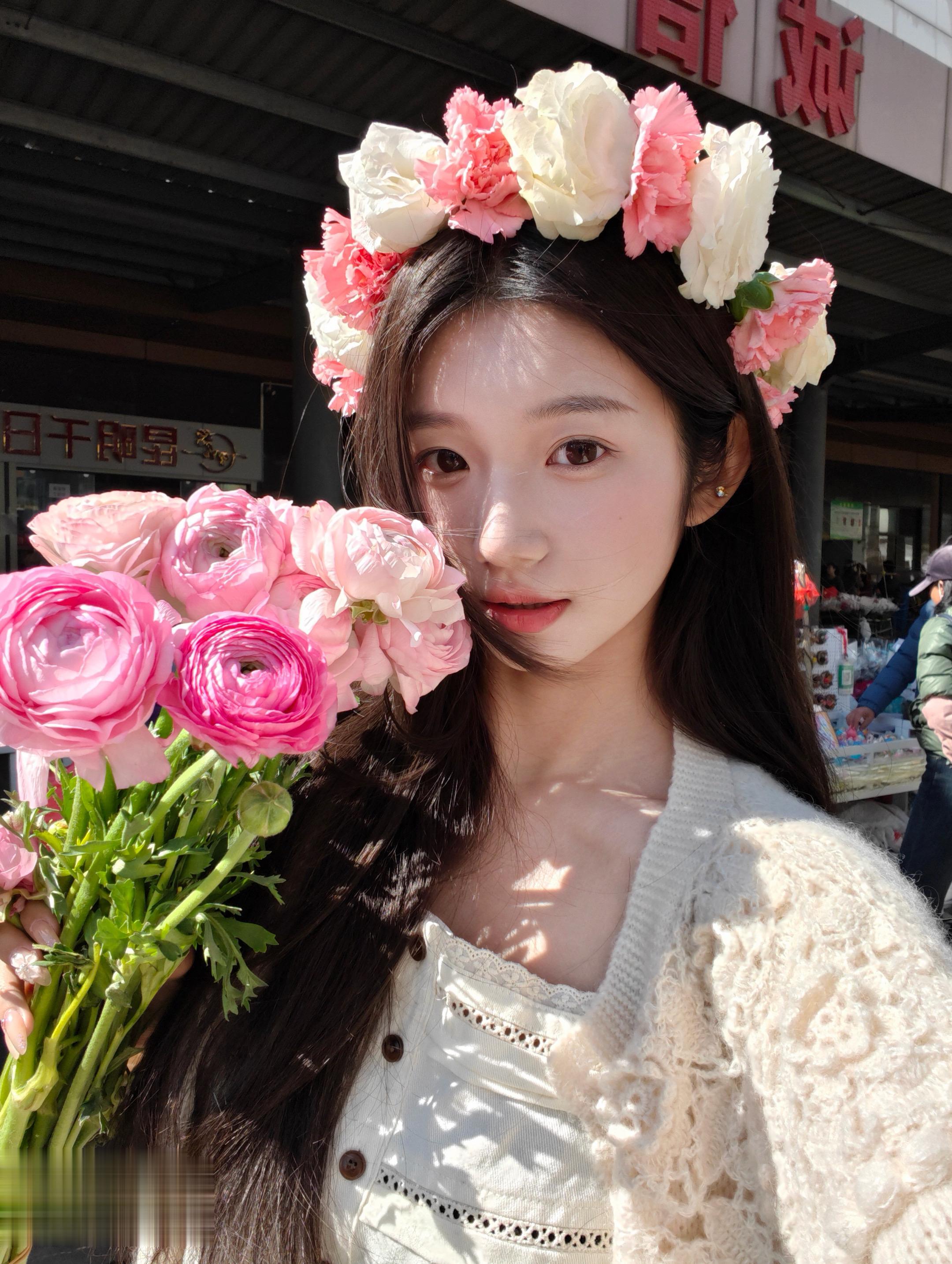 很喜欢的一张自拍 单发一下。