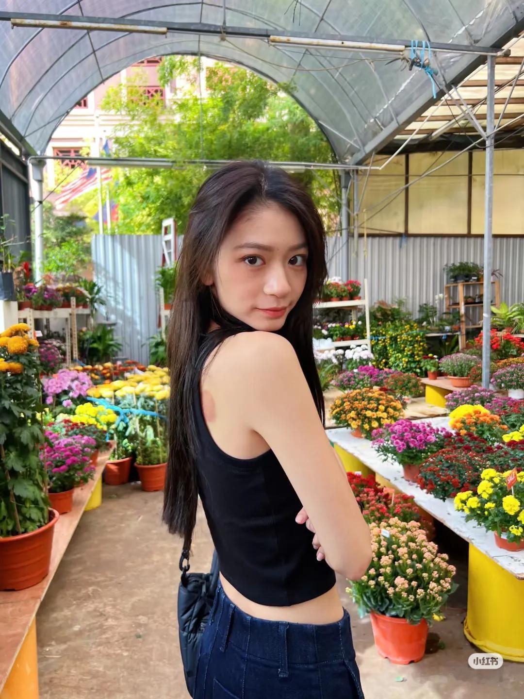 话说大马近几年就推出了许多样靓身材正，气质也相当不错的新晋博主，而ZUvia就是