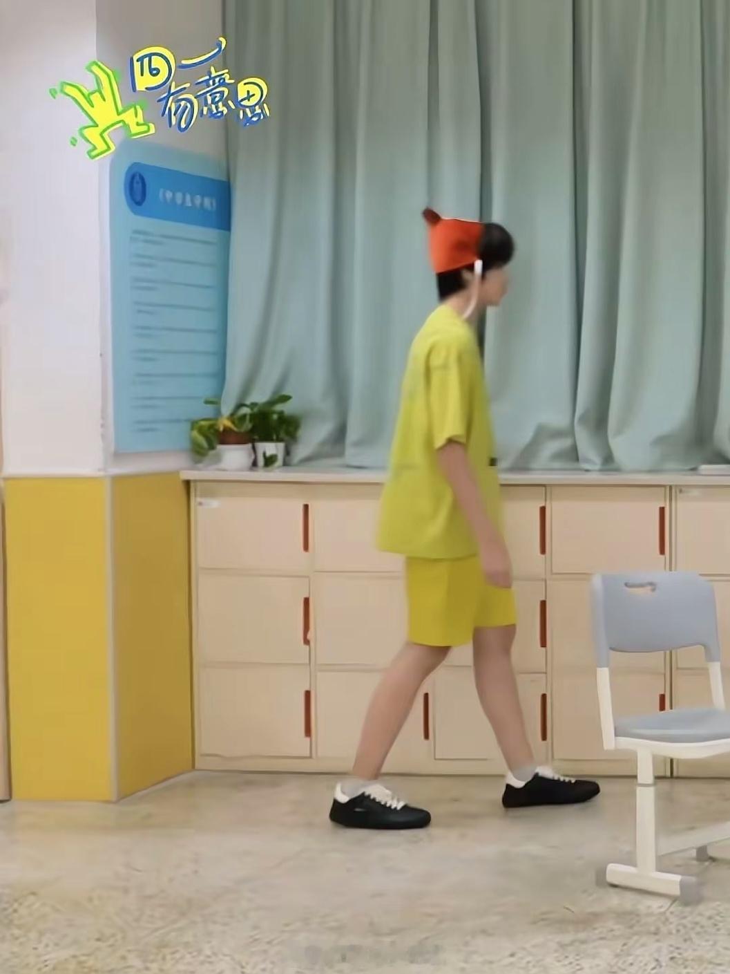 我现在只想希望我们小杰多多吃饭，孩子太瘦了