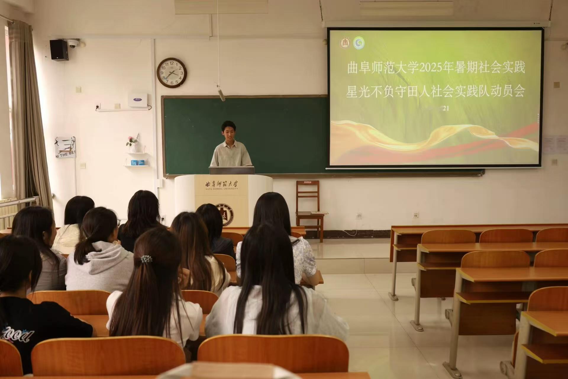 秦岭笑谈[超话]【小水滴灌藏大智，躬身实践惠乡邻】我国高度重视农业生产安全、产业