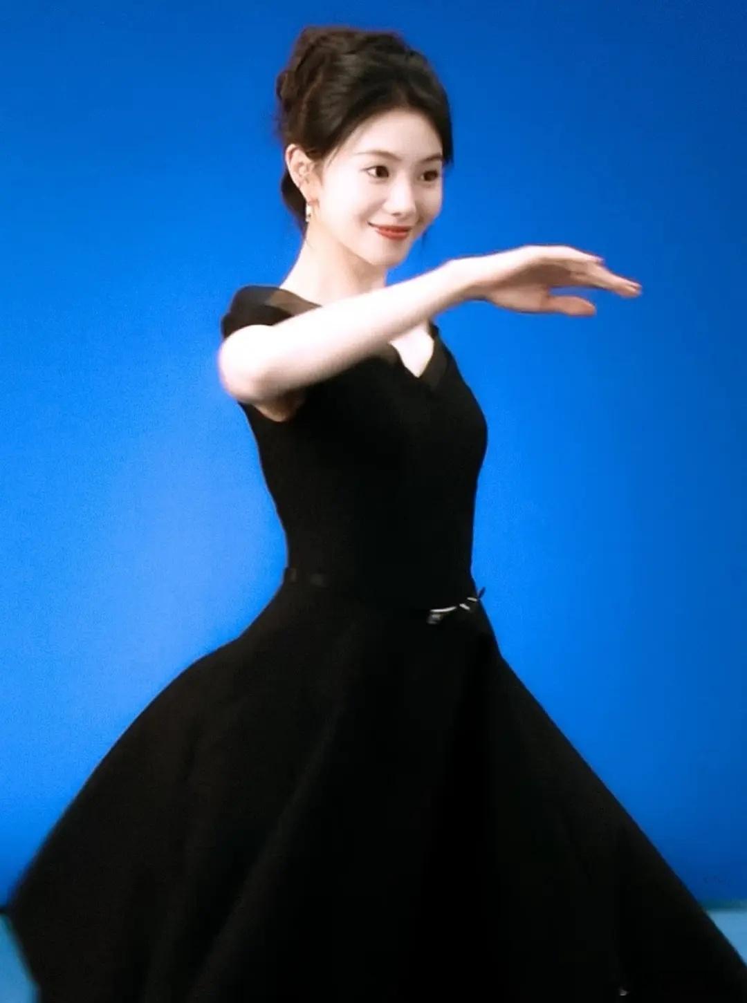 存存好美哦有第一次看她跳舞时的惊艳感了 