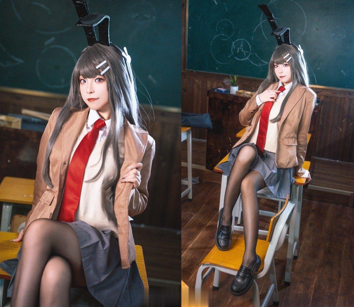 “不会有人拒绝得了麻衣学姐吧❌”📷ps:青春猪头少年都会梦到兔女郎学姐!!（悄
