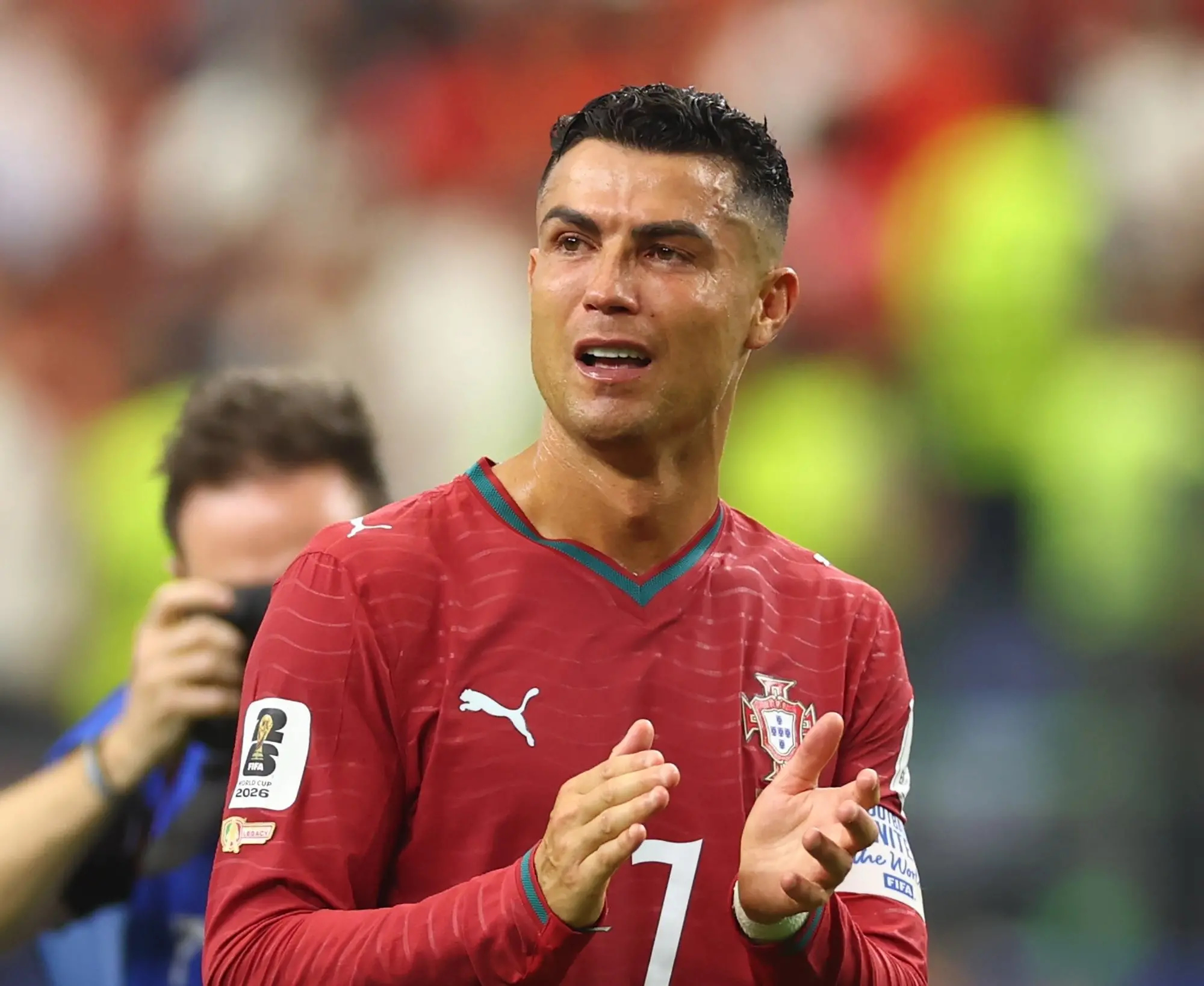 c罗最后一舞遗憾落幕在六届世界杯里，C罗出场27次，取得了11球2助攻，他是世界