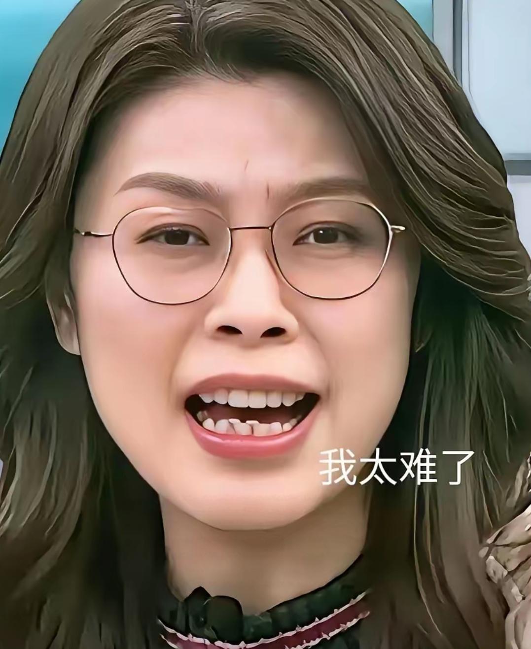 1. 北京向郑丽文发贺电，两岸关系迎来新契机  2. 郑丽文获大陆贺电，九二共识