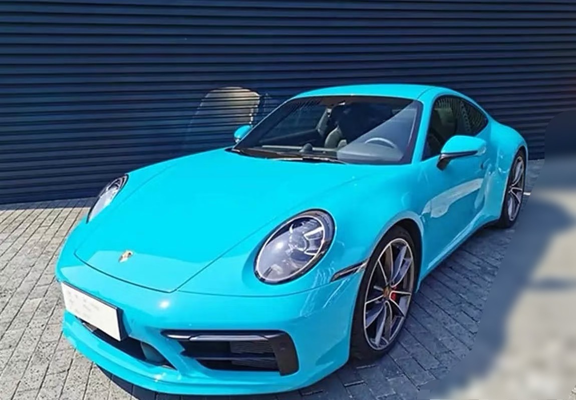 2020款的保时捷911，配置单价156万，因为duang 过，折价确实有点狠，