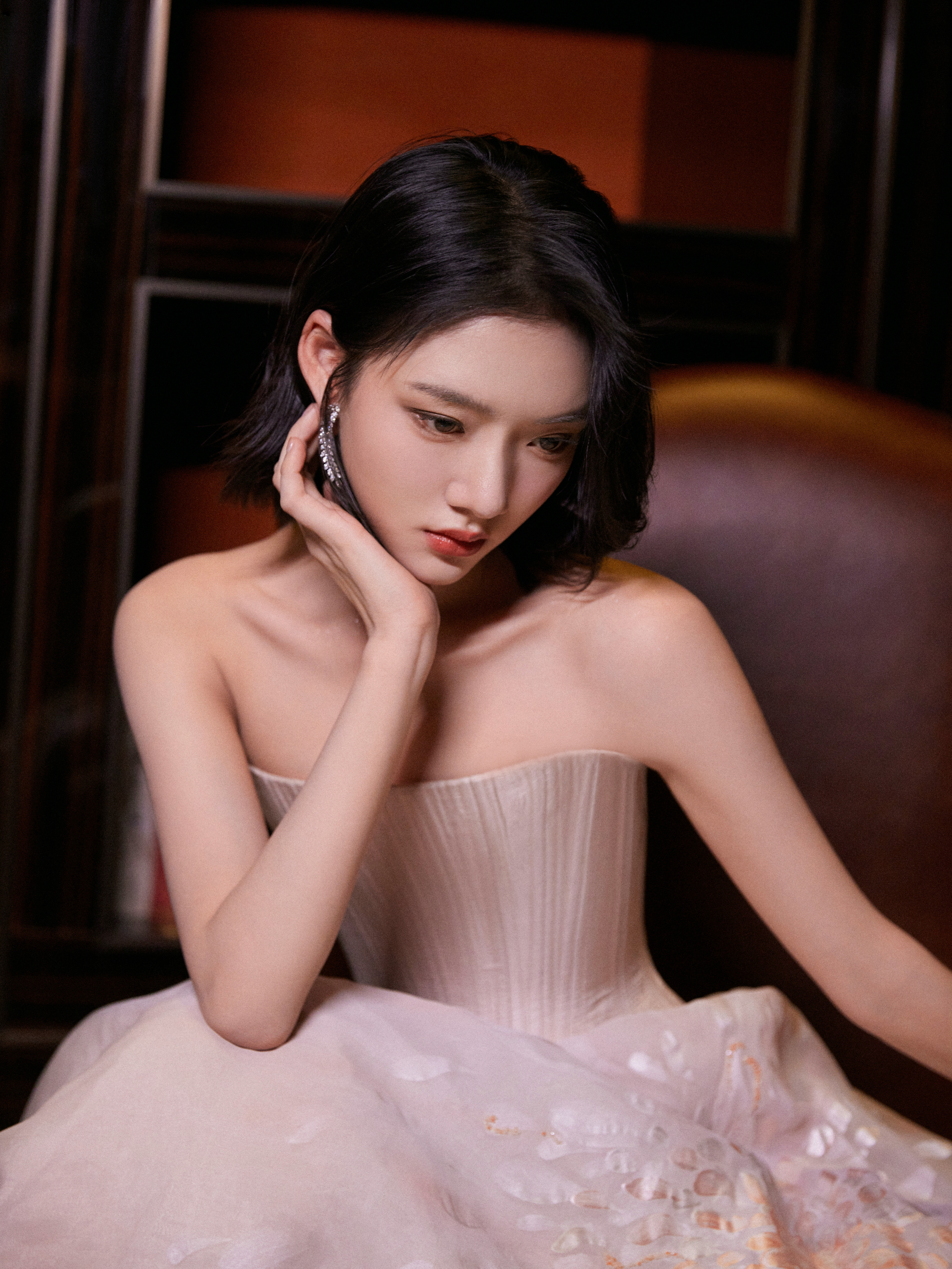 任敏[超话] 在复制粘贴的时代，你是手写的诗[鲜花] ​​​