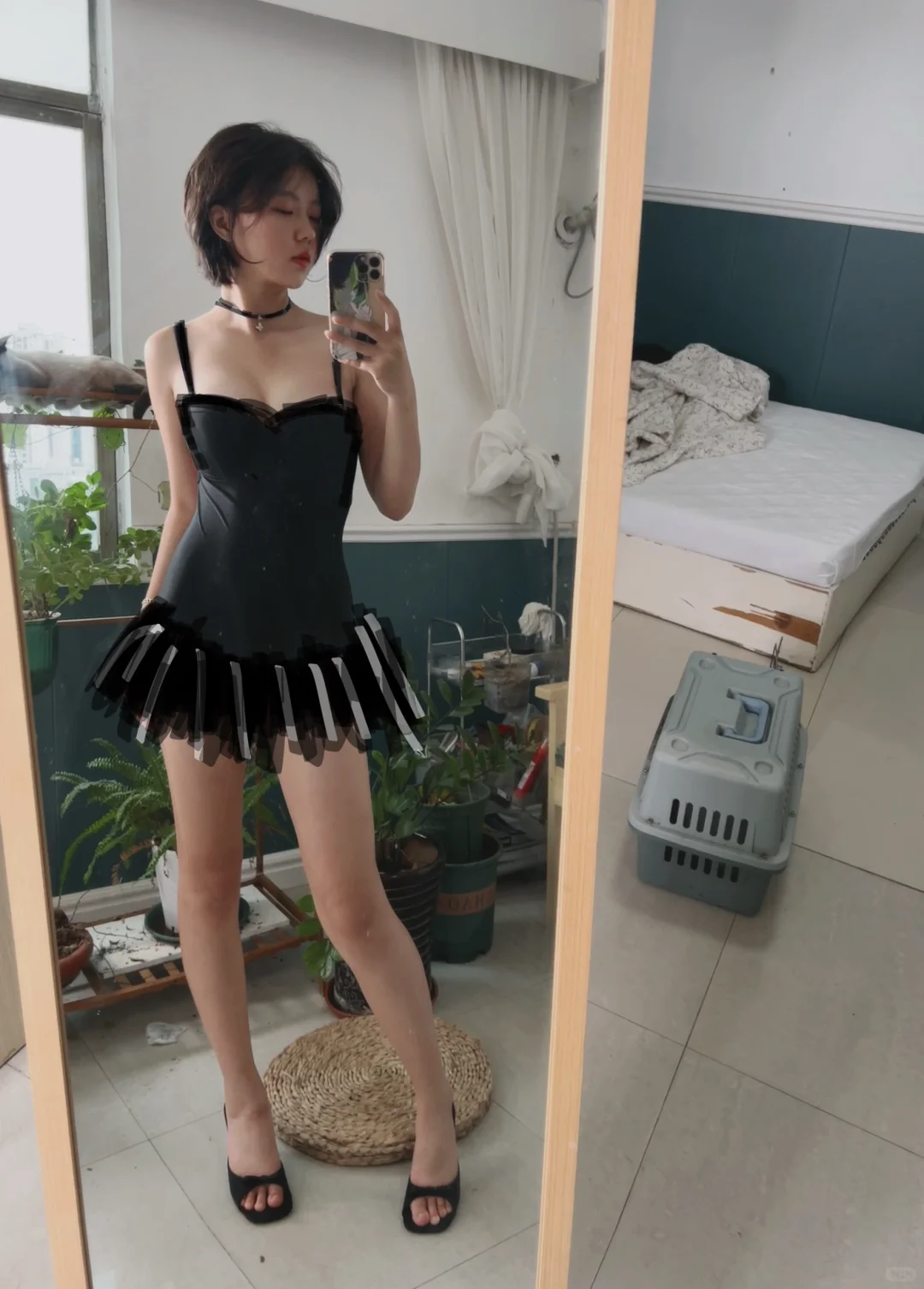 黑色