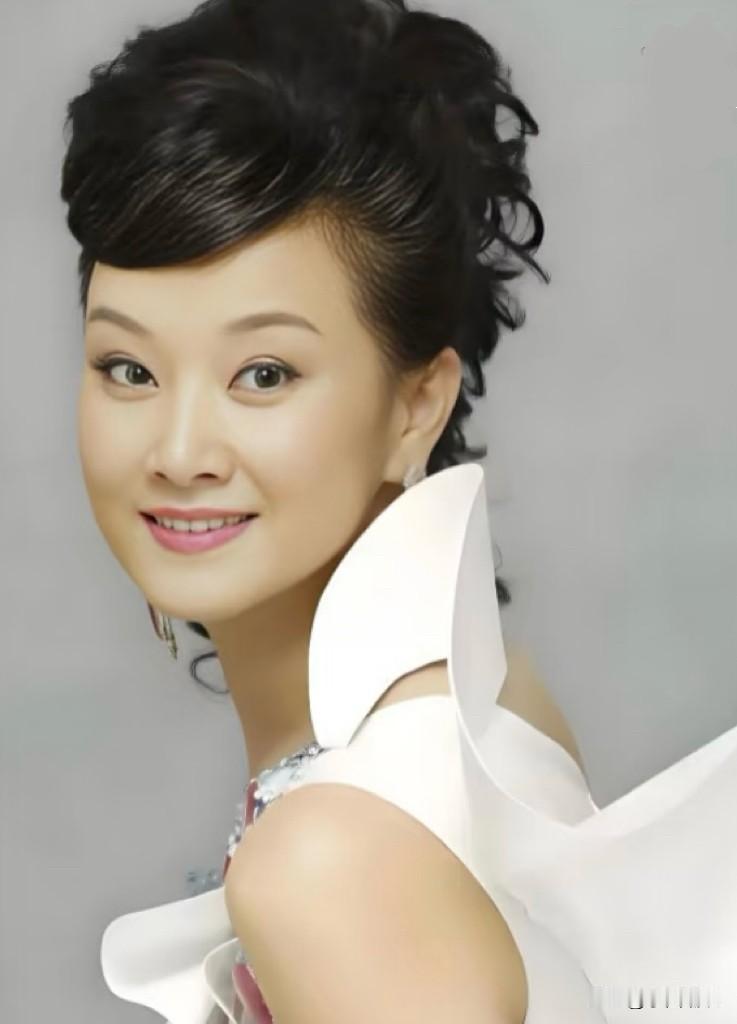 论长相和气质，她算不算女歌手中的No.1？