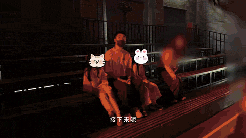 陈赫挑战一人带俩女儿出游陈赫演我带孩子 陈赫一个人带俩娃去玻璃博物馆，全程没喊累