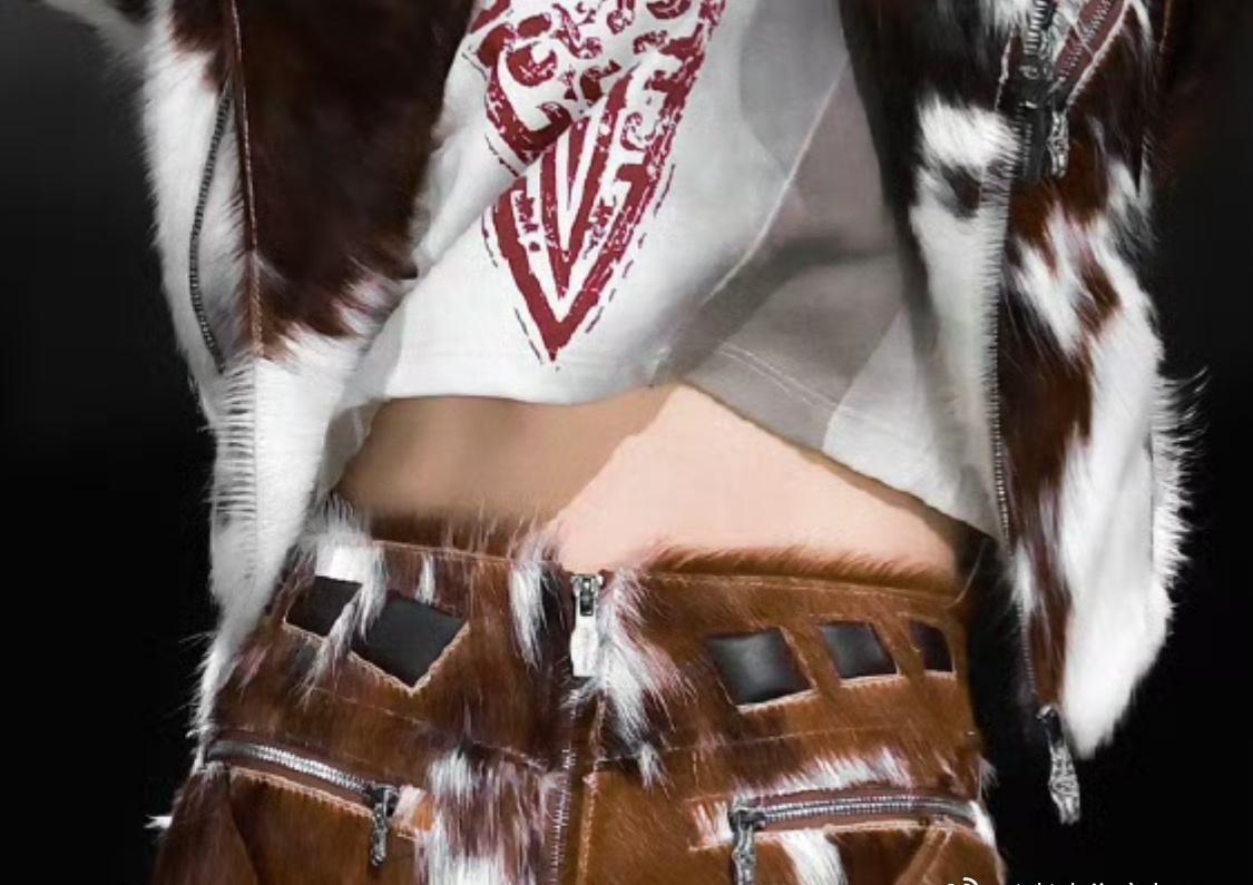 这是真  小蛮腰 ​​​