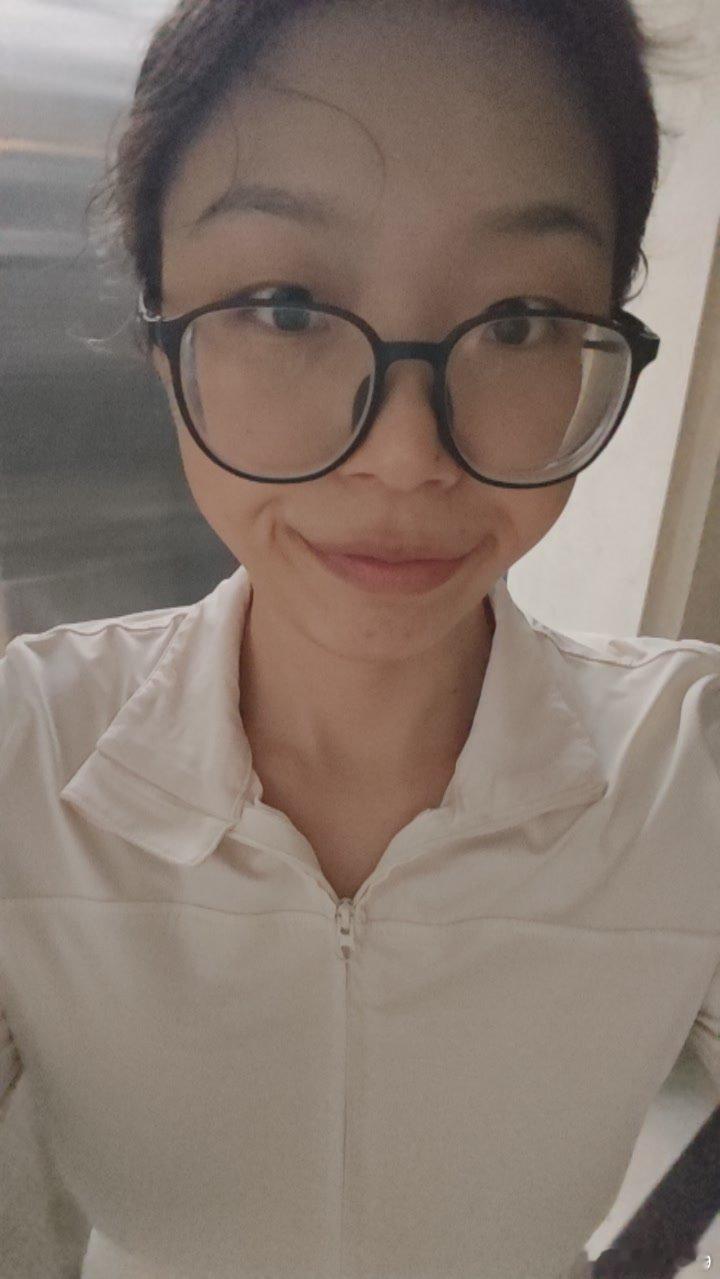 溜达了一会～明天周三！给大家发铁粉🧧🧧🧧铁粉专属红包湘妮2049的红包