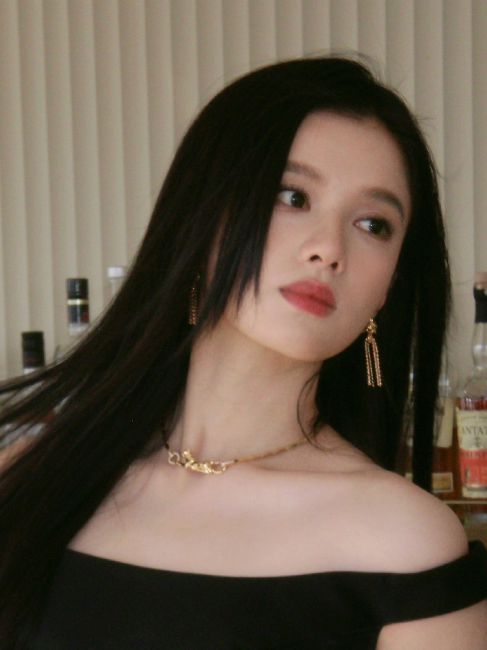 张婧仪CCD的神张婧仪黑金ccd 张婧仪CCD的神，张婧仪黑金ccd，谁懂婧仪c